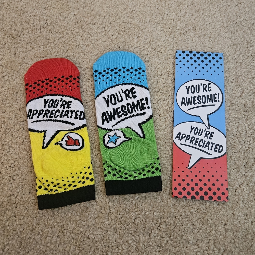 New in Package Women's Colorful Appreciation Socks Set